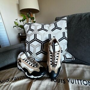 Louis Vuitton Rush Sneaker size 7